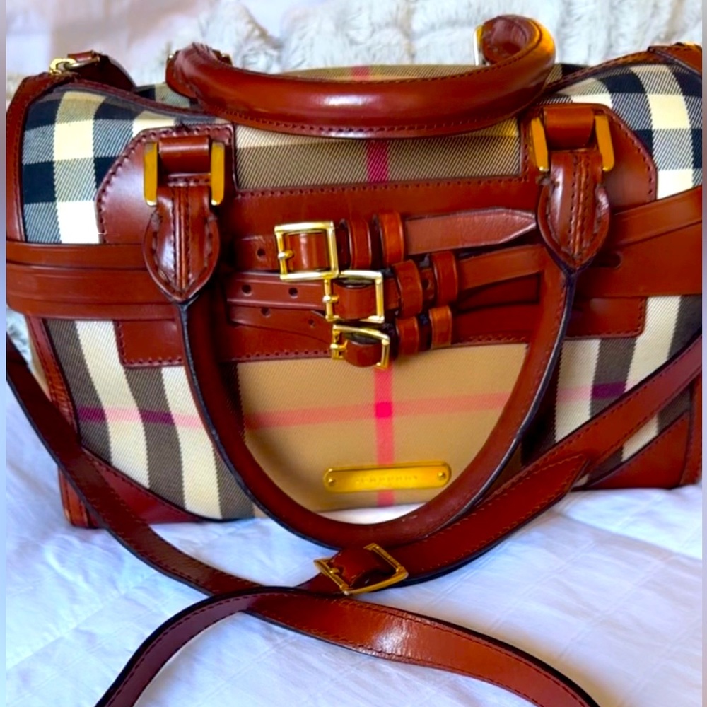 Burberry Canva bag